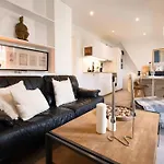 Bright 2Br With Balcony Chic Paris
