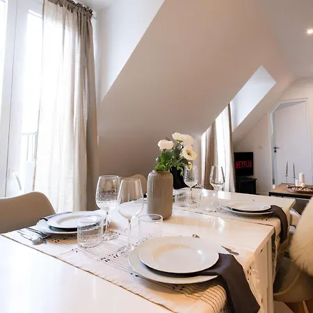 Bright 2br With Balcony Chic * Paris